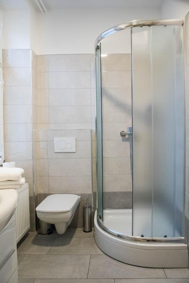 Jantar Apartmaji Novo Mesto Exteriör bild