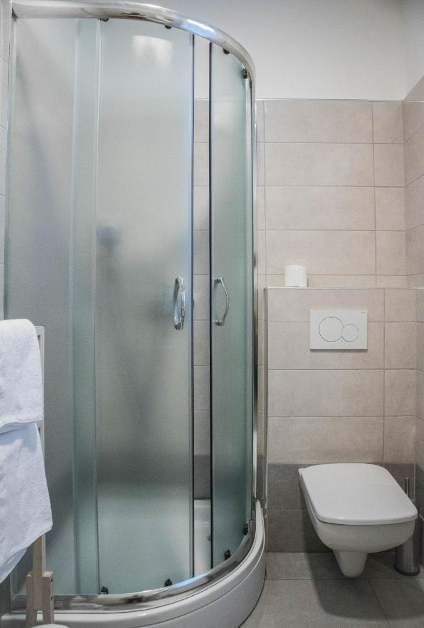 Jantar Apartmaji Novo Mesto Exteriör bild